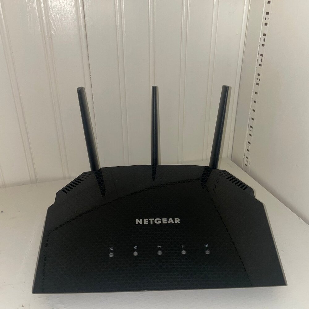 NETGEAR WiFi 6 Router (R6700AX) 1.8 Gbps - Dual Band AX1800 - Picture 3 of 8